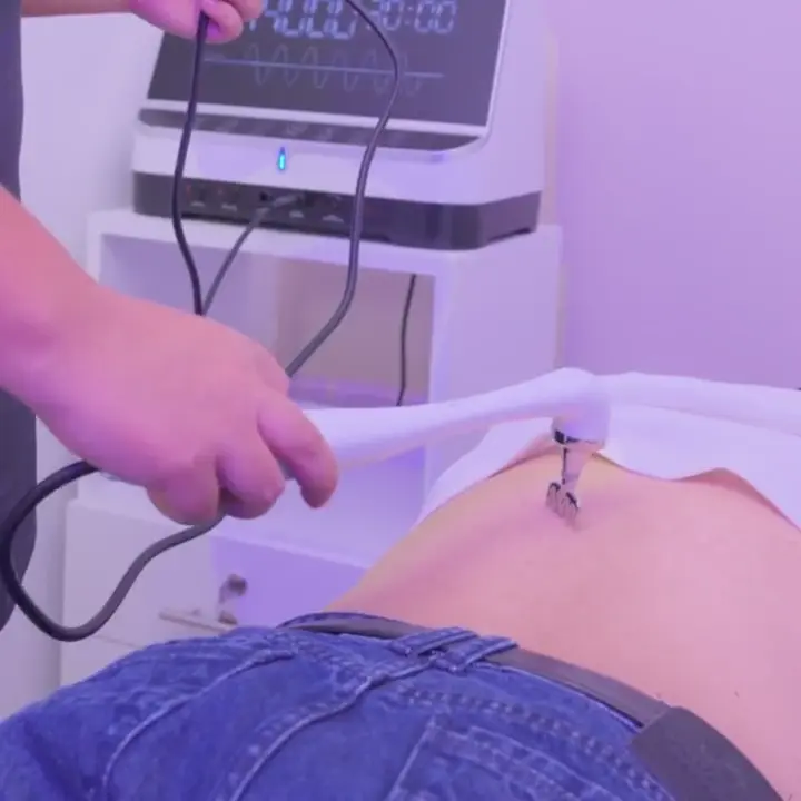 Aplicación de tecnología de campo eléctrico en la zona lumbar